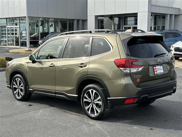 $33900 : PRE-OWNED 2023 SUBARU FORESTER image 4