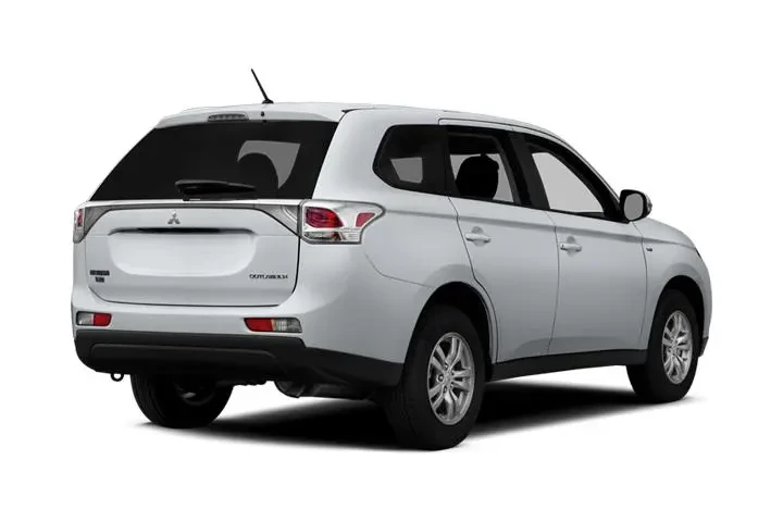 $8997 : Mitsubishi Outlander 2014 SE image 2
