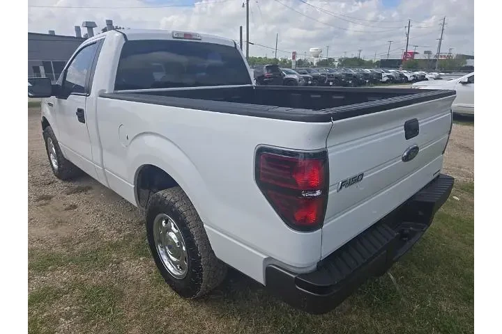 $15855 : Ford F-150 2014 4x2 STX 2dr image 2