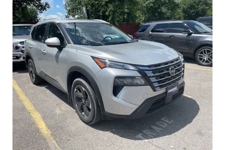 $23357 : Nissan Rogue 2024 AWD SV 4dr image 1