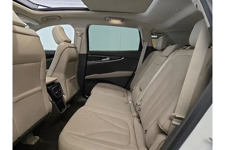 $36999 : Lincoln Nautilus 2022 AWD Re image 10