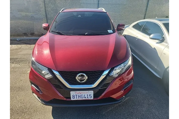 $17471 : Nissan Rogue Sport 2020 S 4d image 2