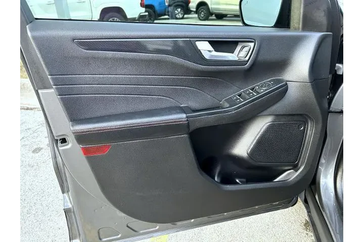 $29495 : Ford Escape Hybrid 2025 ST-L image 9