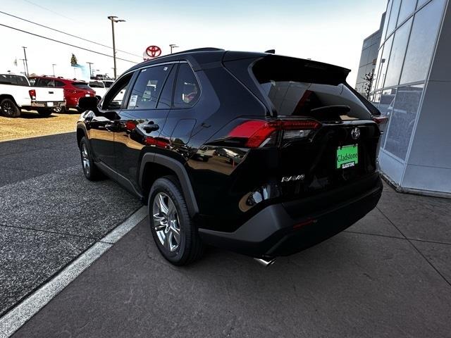 $34169 : 2024 RAV4 XLE image 3