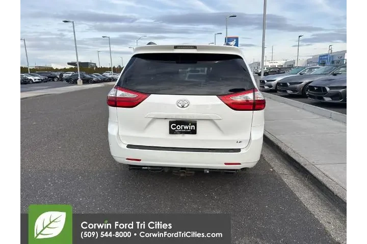 $16999 : Toyota Sienna 2016 LE 7-Pass image 9