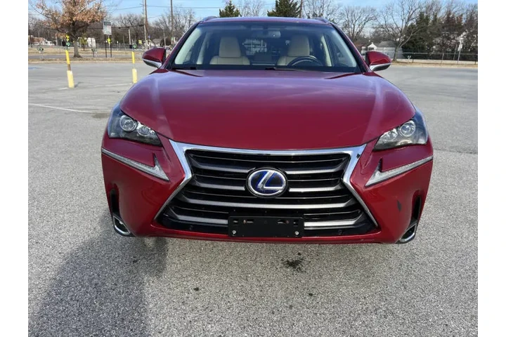 $17500 : 2017 NX 300h image 4
