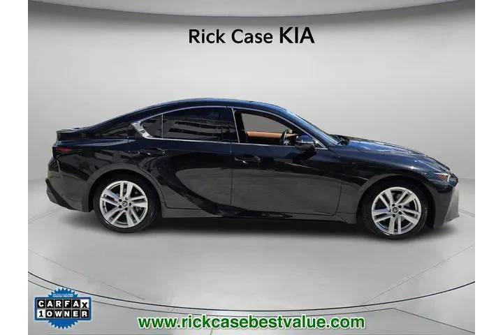 $37991 : Lexus IS 300 2024 4dr Sedan image 4