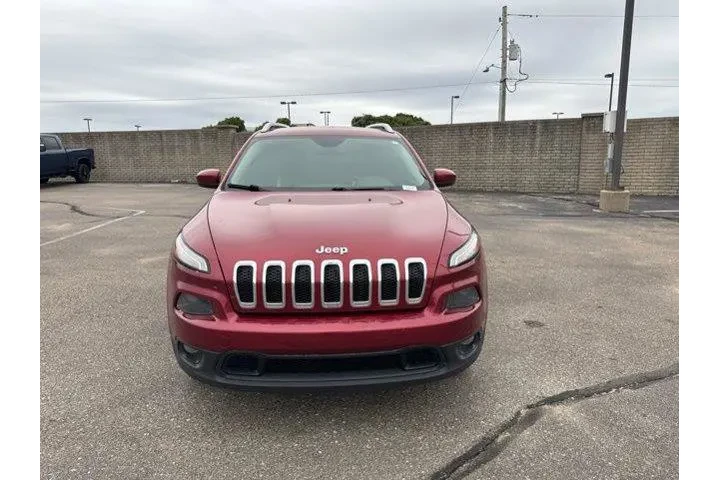 $9982 : Jeep Cherokee 2015 4x4 Latit image 2