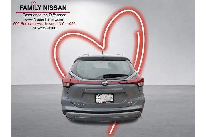 $17777 : Nissan Kicks 2024 SV 4dr Cro image 4