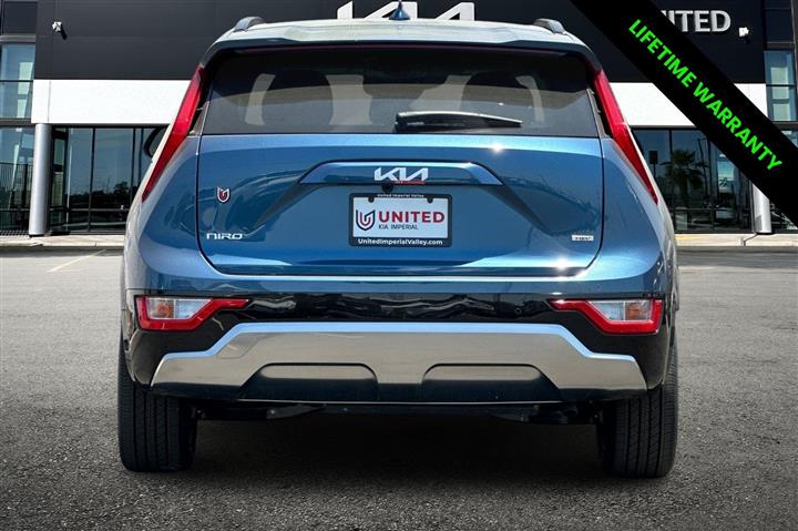 $33490 : New 2024 Niro image 6