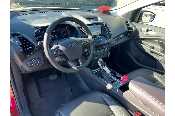 $15988 : Ford Escape 2018 Titanium 4d image 6