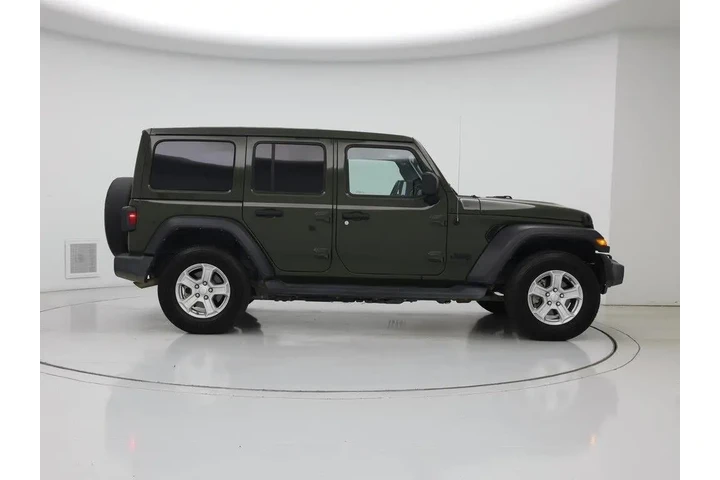 $28998 : Jeep Wrangler Unlimited 2021 image 7