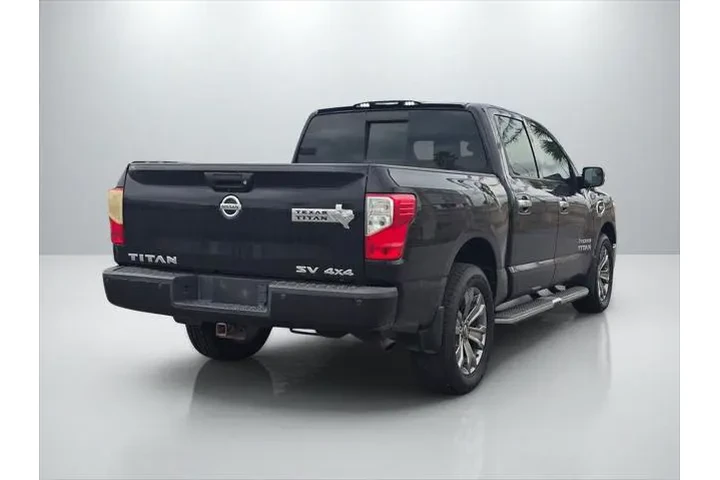 $21999 : Nissan Titan 2017 4x4 SV 4dr image 5
