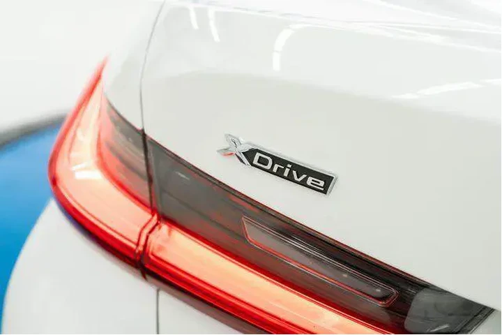 $25195 : BMW 3 Series 2020 AWD 330i x image 10