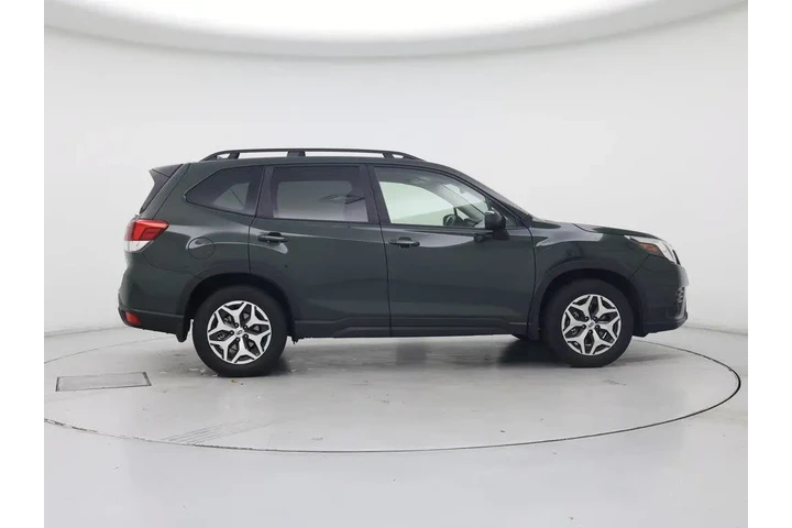 $28998 : Subaru Forester 2024 AWD Pre image 7
