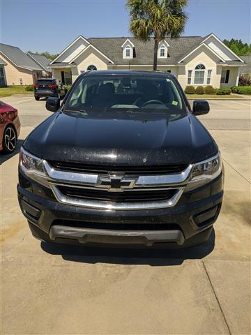 $9900 : 2015 Chevy Colorado Crew cab image 1