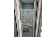 CUARTO CON ENTRADA PRIVADA