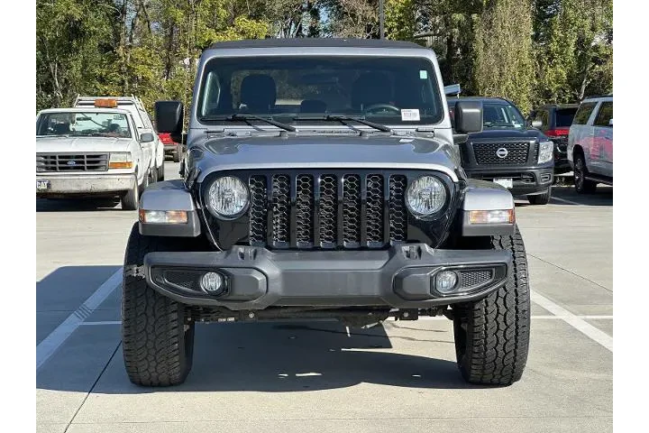 $28667 : Jeep Gladiator 2021 4x4 Spor image 2