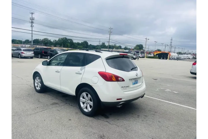 $4500 : 2010 Murano S image 5