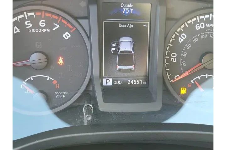 $30000 : Toyota Tacoma 2022 4x2 SR5 4 image 6