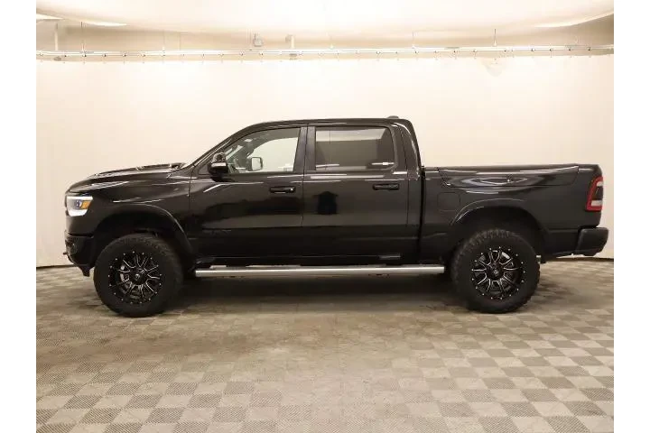 $37995 : Ram 1500 2019 4x4 Laramie 4d image 10