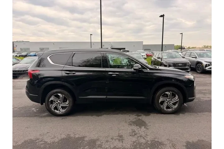 $26500 : Hyundai SANTA FE 2023 AWD SE image 2
