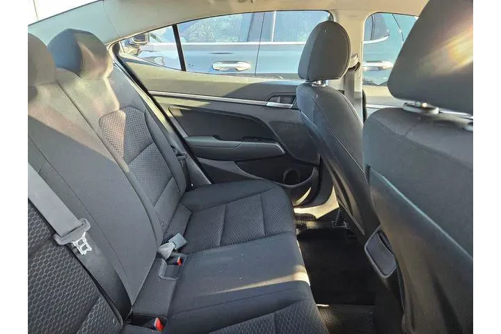 $13991 : Hyundai ELANTRA 2020 Value E image 9