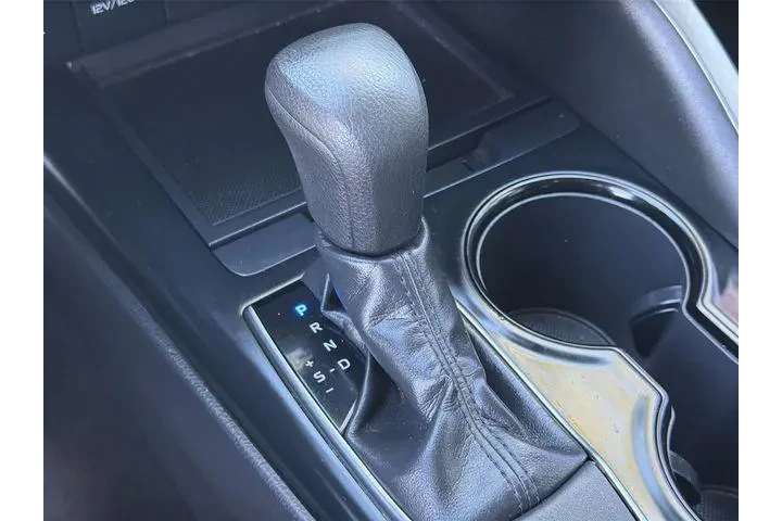 $18333 : Toyota Camry 2019 LE 4dr Sed image 7