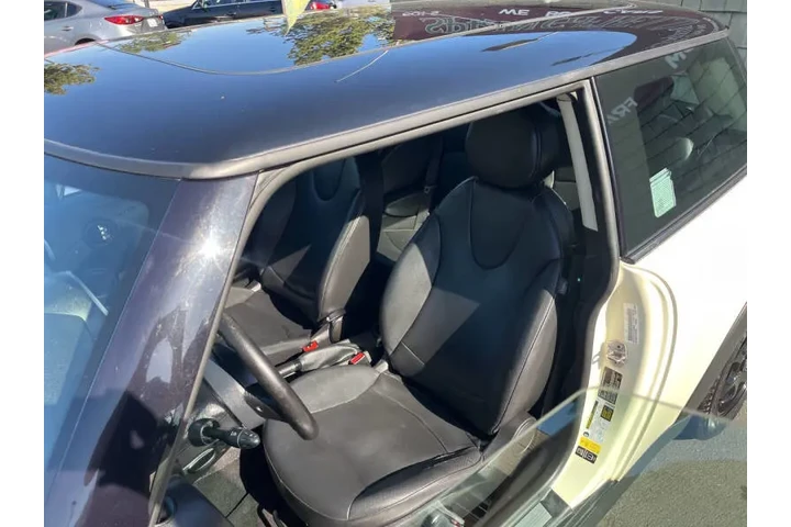 $7995 : 2013 MINI Hardtop Cooper image 9
