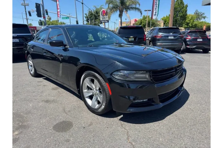 $10998 : 2016 Charger SXT image 3