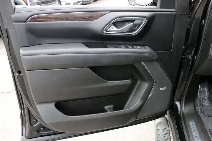 $39995 : Chevrolet Suburban 2022 4x4 image 10