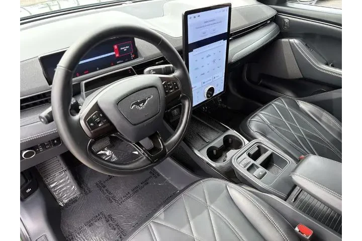 $30800 : Ford Mustang Mach-E 2025 Sel image 8