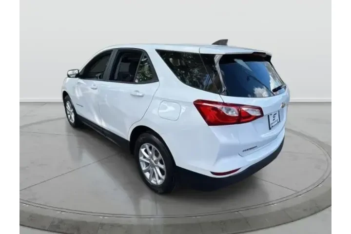 $13495 : Chevrolet Equinox 2020 LS 4d image 5