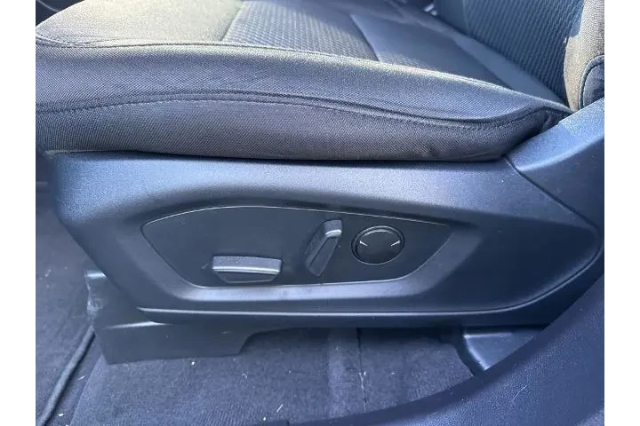 $22945 : Ford Explorer 2022 XLT 4dr S image 6