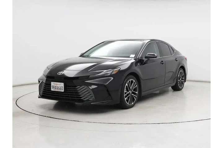 $30998 : Toyota Camry 2025 XLE 4dr Se image 4