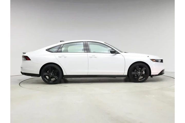 $31998 : Honda Accord Hybrid 2023 Spo image 7