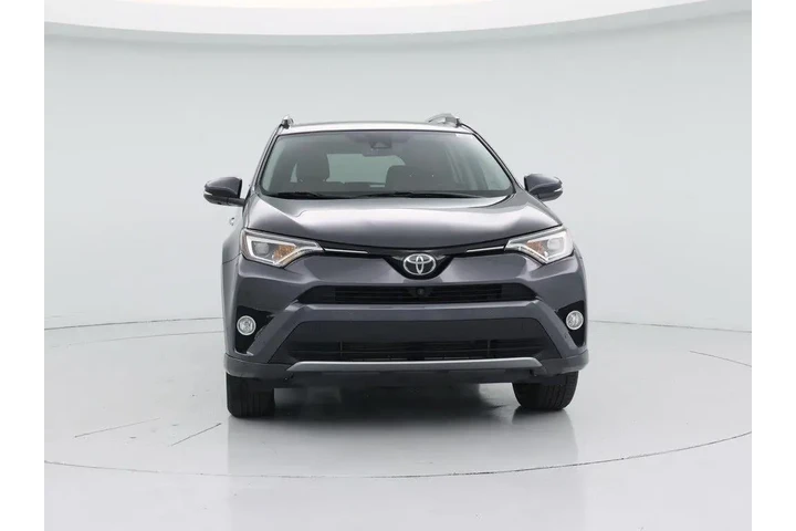 $27998 : Toyota RAV4 2017 Platinum 4d image 5