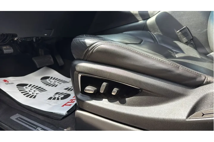 $29591 : Cadillac Escalade 2018 Luxur image 10