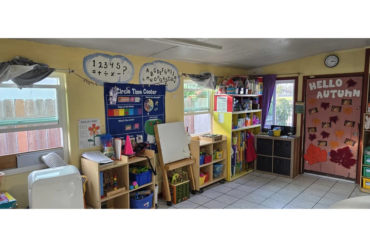 Cuidado Infantil Busca Maestra image 2
