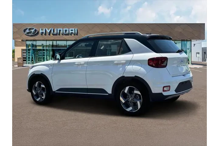$22000 : Hyundai VENUE 2025 Limited 4 image 4