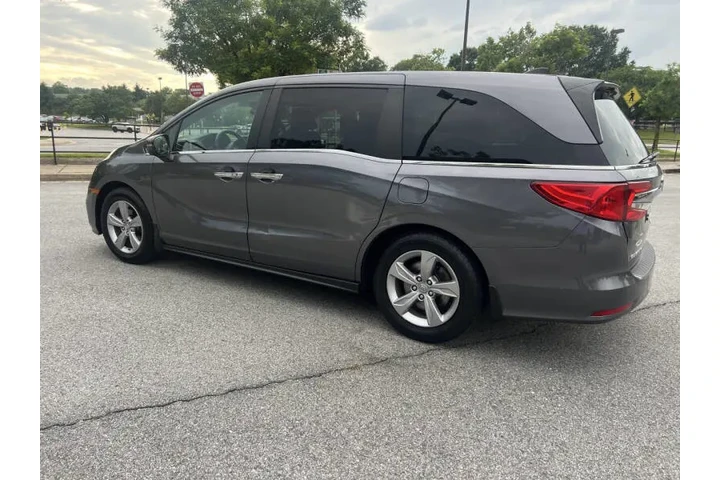$13900 : 2019 Odyssey EX image 5