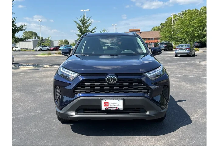$35000 : Gold Certified2024 RAV4 XLE image 8
