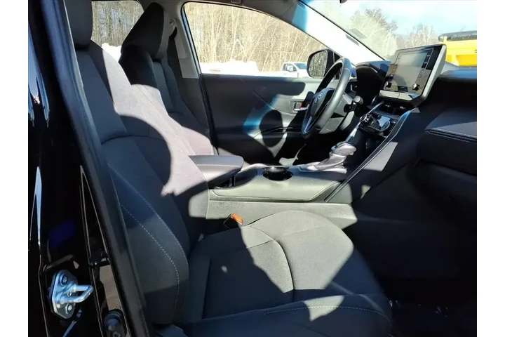 $27250 : Toyota Venza 2021 AWD LE 4dr image 5