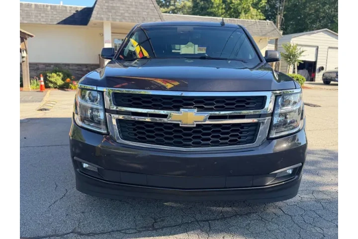 2015 Tahoe LT image 10
