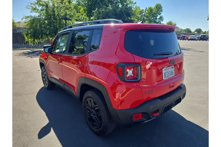 $20995 : Jeep Renegade 2018 4x4 Trail image 5