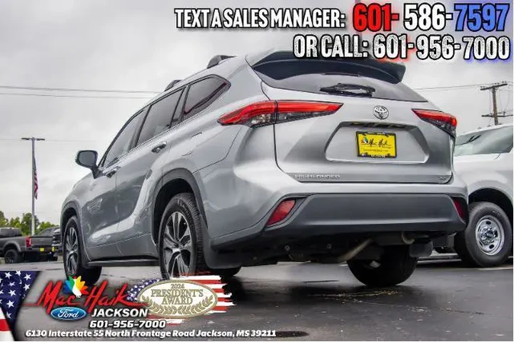 $27795 : Toyota Highlander 2020 XLE 4 image 5