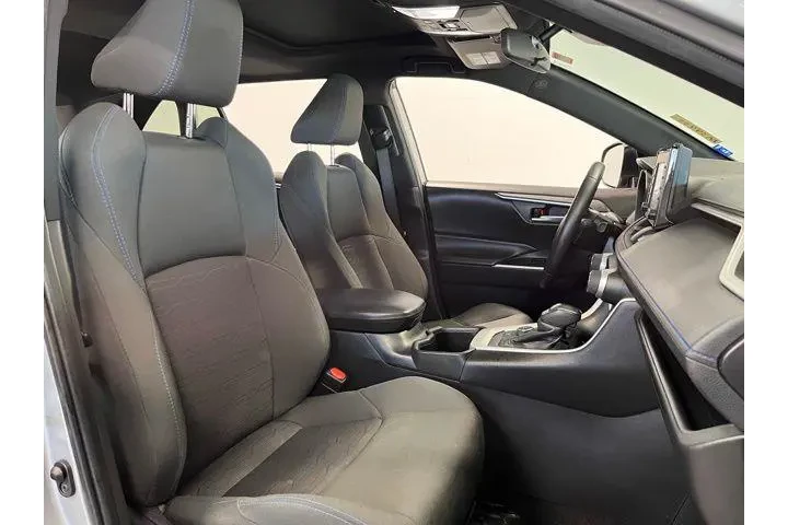 $31982 : Toyota RAV4 Hybrid 2022 AWD image 10