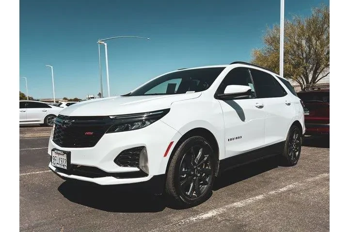 $18997 : Chevrolet Equinox 2023 RS 4d image 7