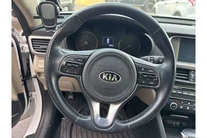 $11437 : Kia Optima 2016 EX 4dr Sedan image 8