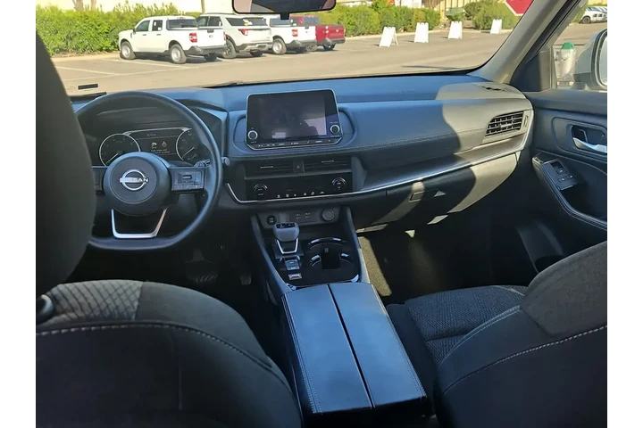 $19500 : Nissan Rogue 2024 SV 4dr Cro image 10